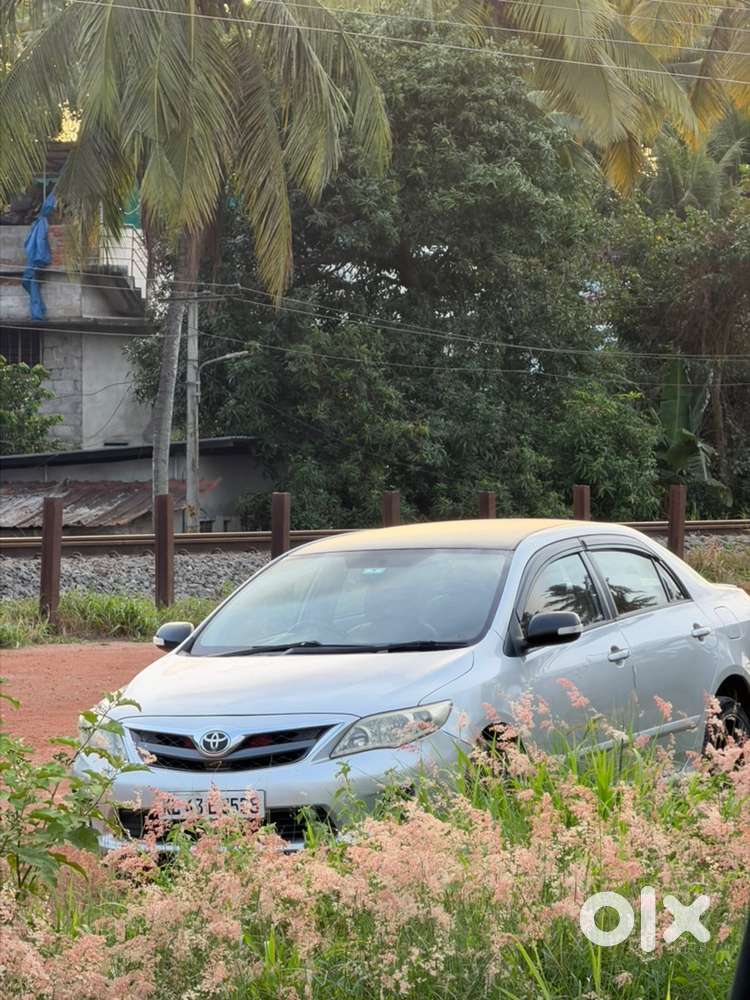 Toyota Corolla Altis 2013 Diesel Well Maintained