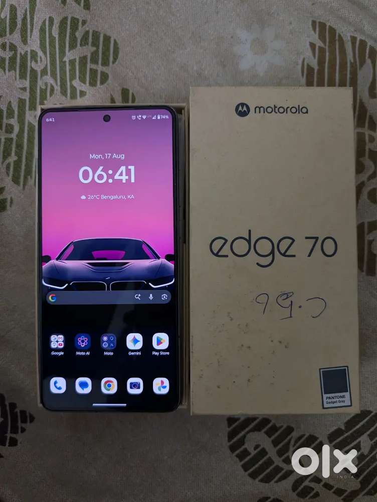 Motorola Edge 70 (PANTONE Gadget Grey, 256GB)