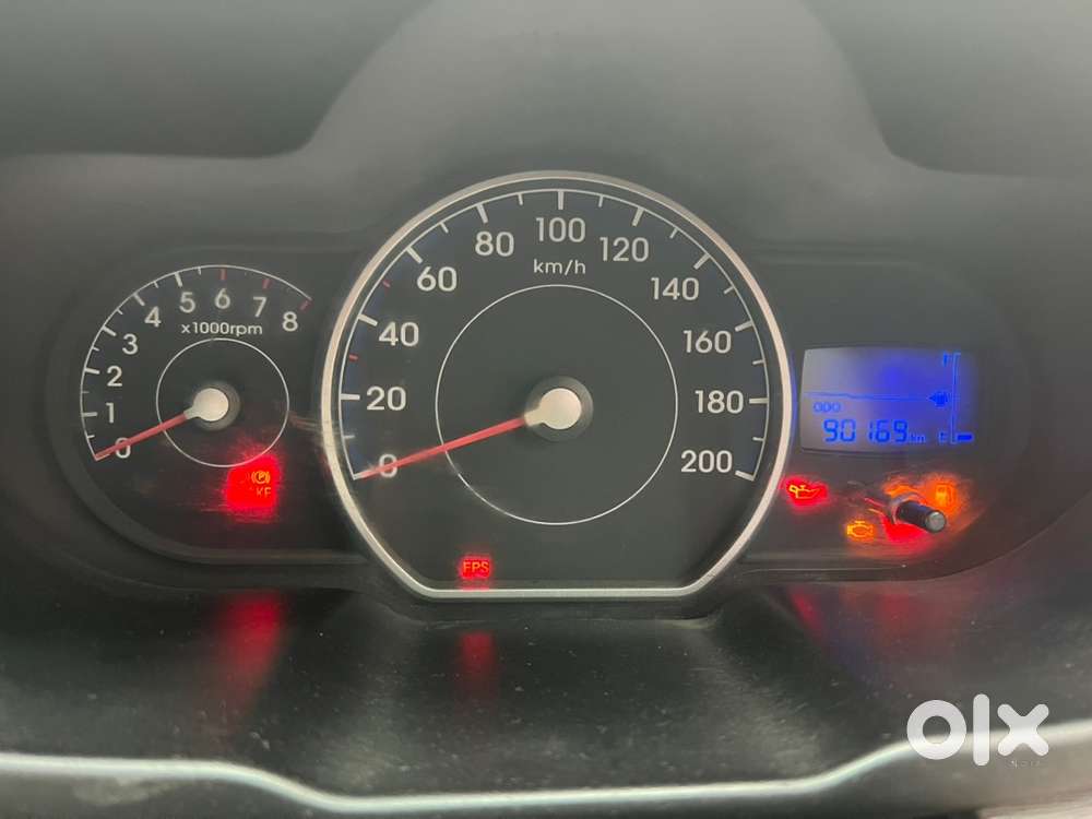 Hyundai I10 2012 Cng & Hybrids Well Maintained