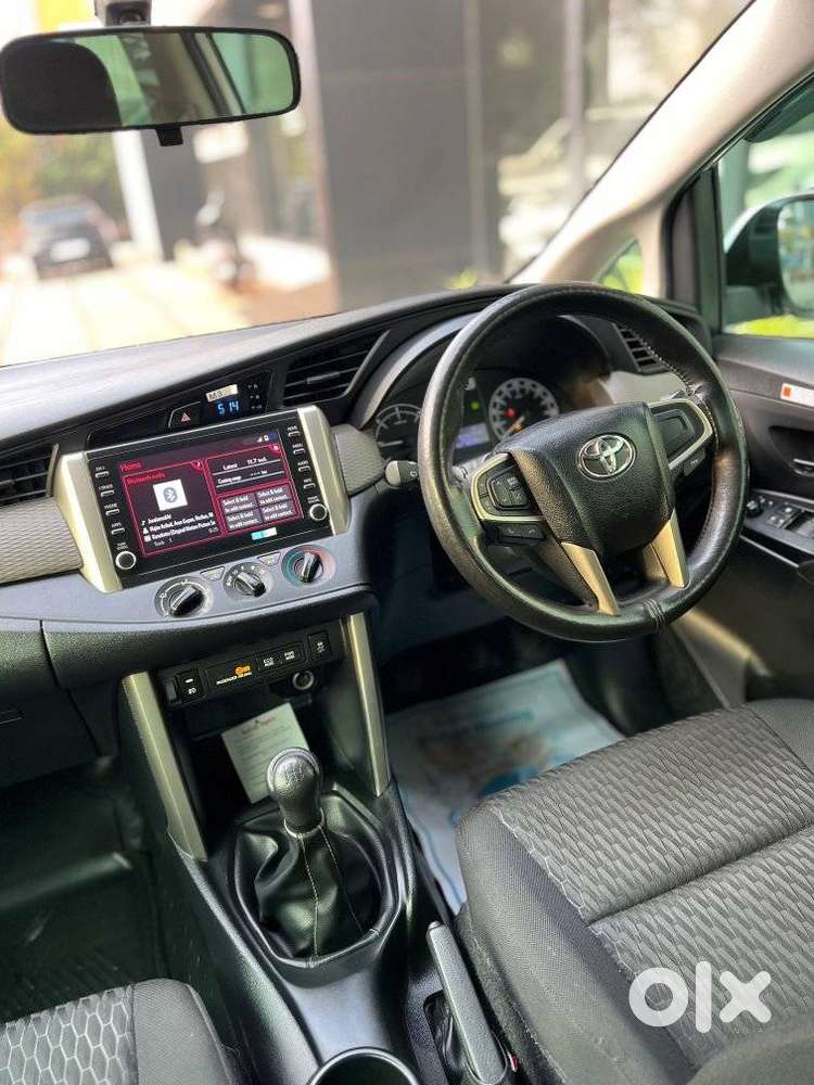 Toyota Innova Crysta 2.4 G Mt 7 Str, 2022, Diesel