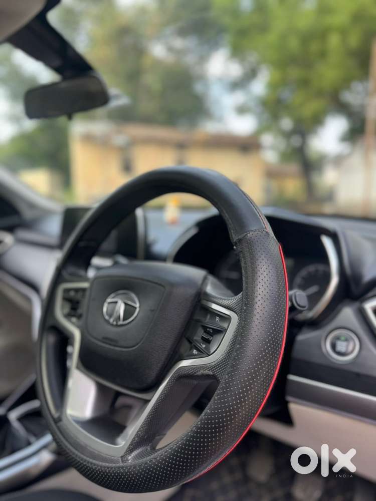 Tata Safari 2022 Xt+
