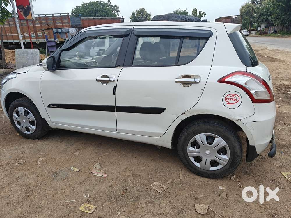 Swift 1.2 Vxi 2016 Limited Edition