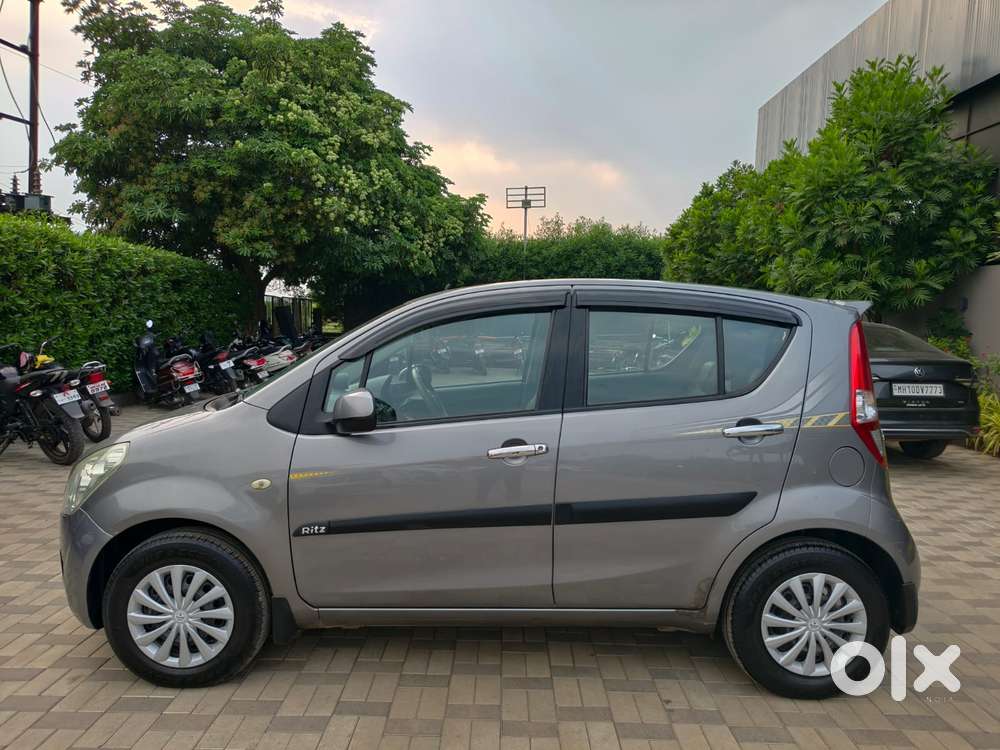 Maruti Suzuki Ritz Vxi, 2011, Petrol