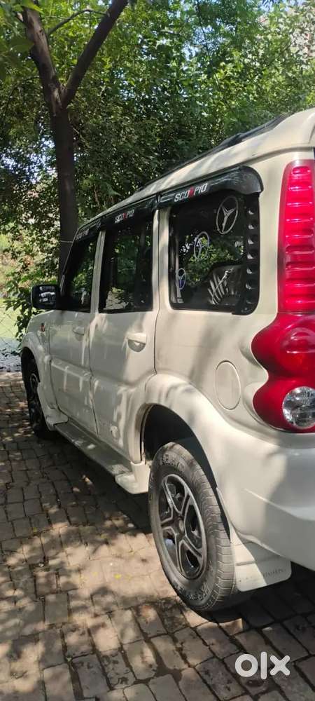 Mahindra Scorpio Classic 2013