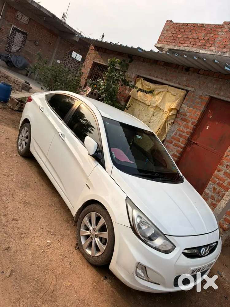 Hyundai Verna 2012 Diesel 120000 Km Driven Top Model Push Button Start