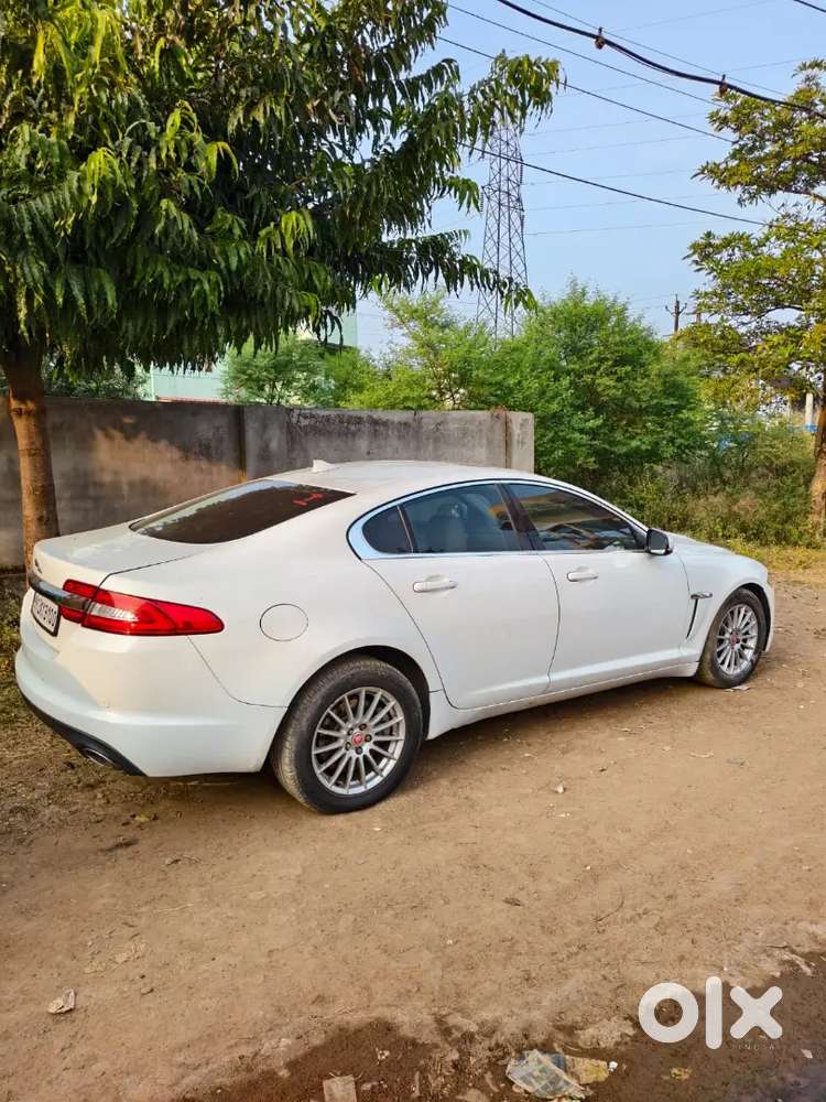 Jaguar Xf 2014 Diesel Well Maintained