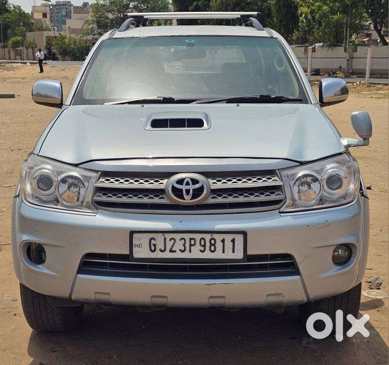 Toyota Fortuner 3.0 4x4 Manual, 2010, Diesel