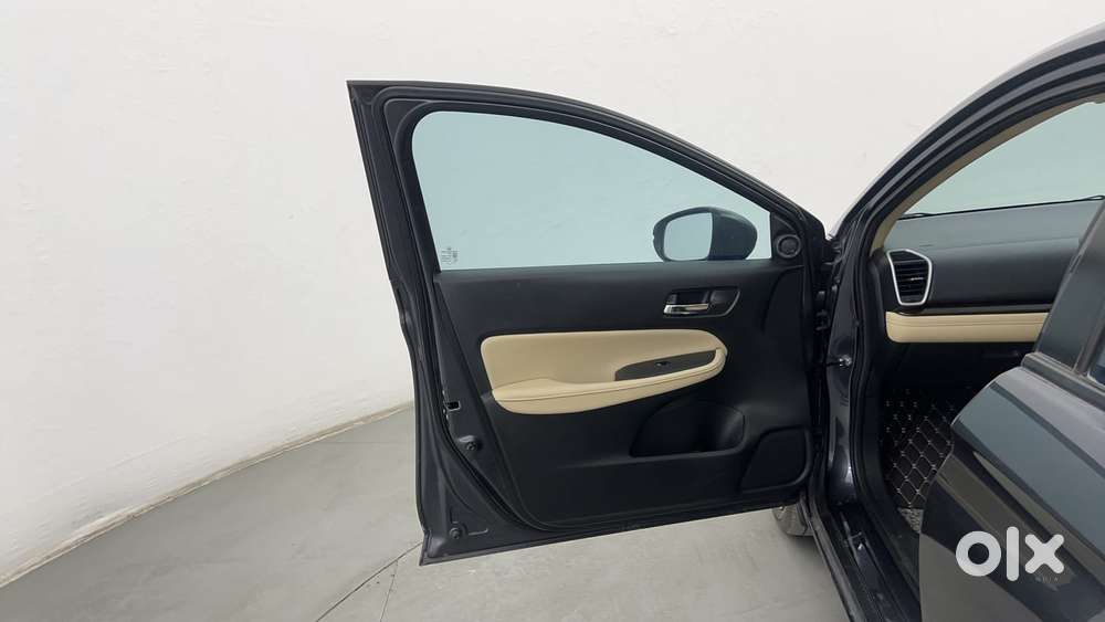 Honda City 1.5 Zx I-vtec Mt, 2023, Petrol