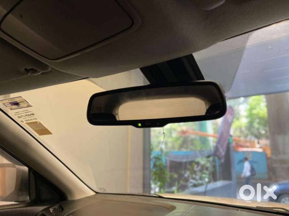 Maruti Suzuki Vitara Brezza 1.5 Zxi Plus At, 2020, Petrol