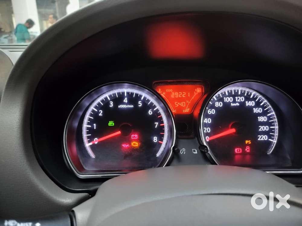 Nissan Sunny Xv, 2014, Petrol