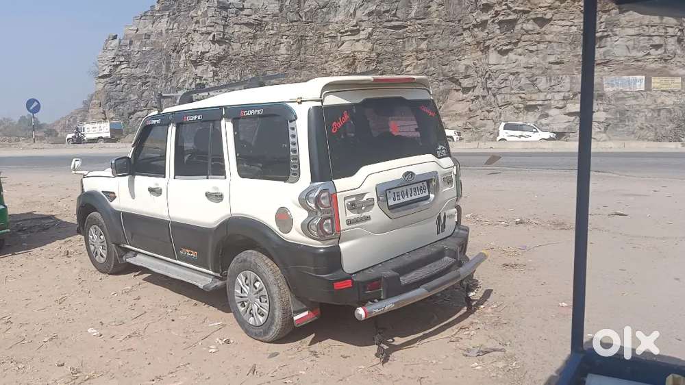 Mahindra Scorpio S2 2016