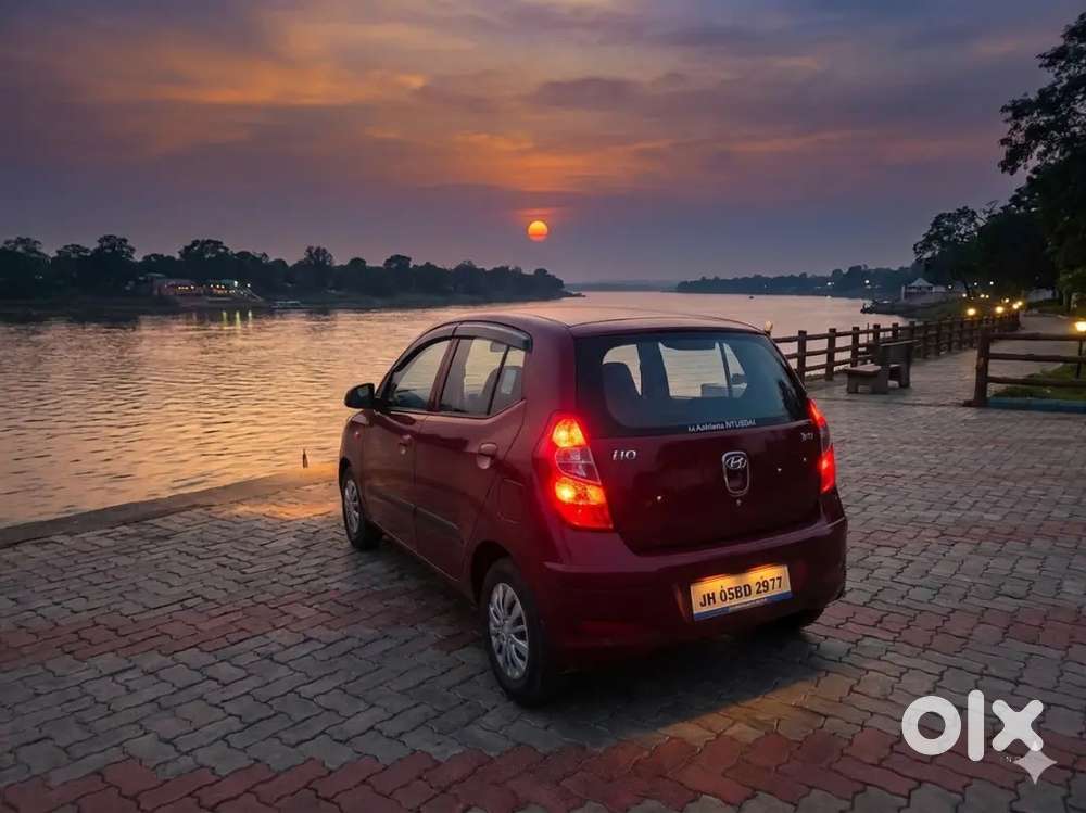 Hyundai I10 2015 Petrol 28000 Km Driven