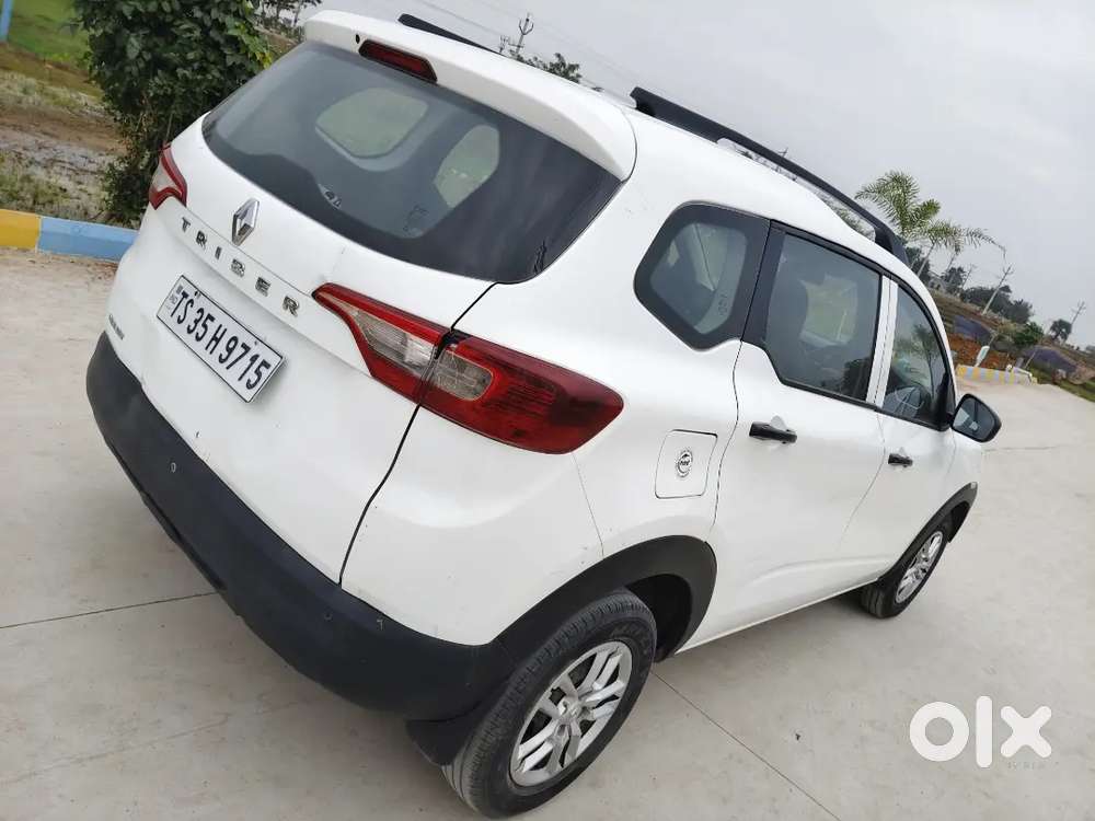 Renault Triber Rxl 2023/24 Registration
