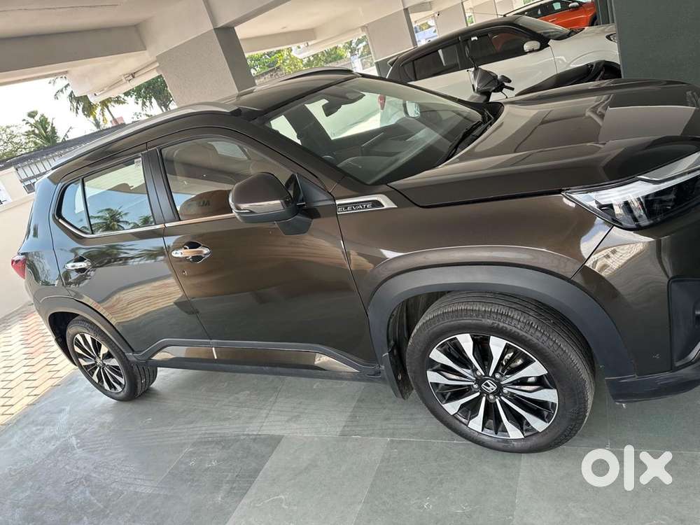 Honda Elevate 2023 (petrol) Excellent Condition 11000 Km Driven