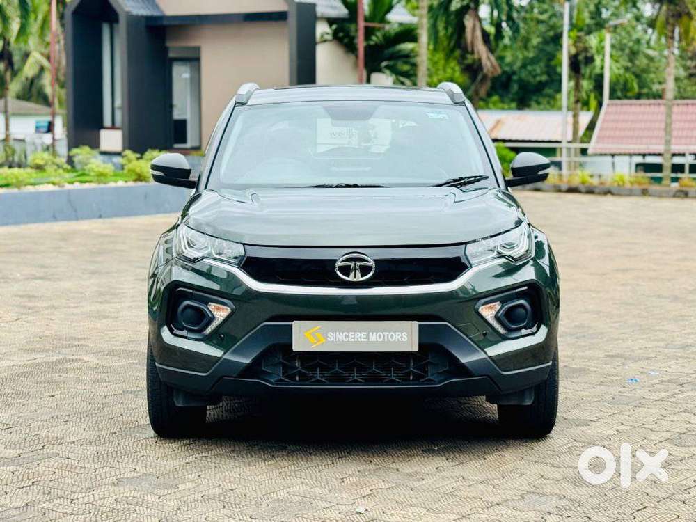 Tata Nexon 1.2 Revotron Xma Amt (s), 2023, Petrol