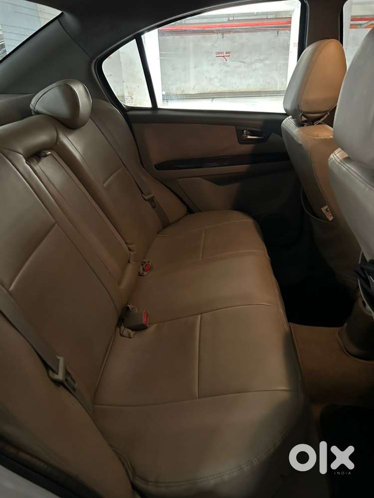 Maruti Suzuki Sx4 2010