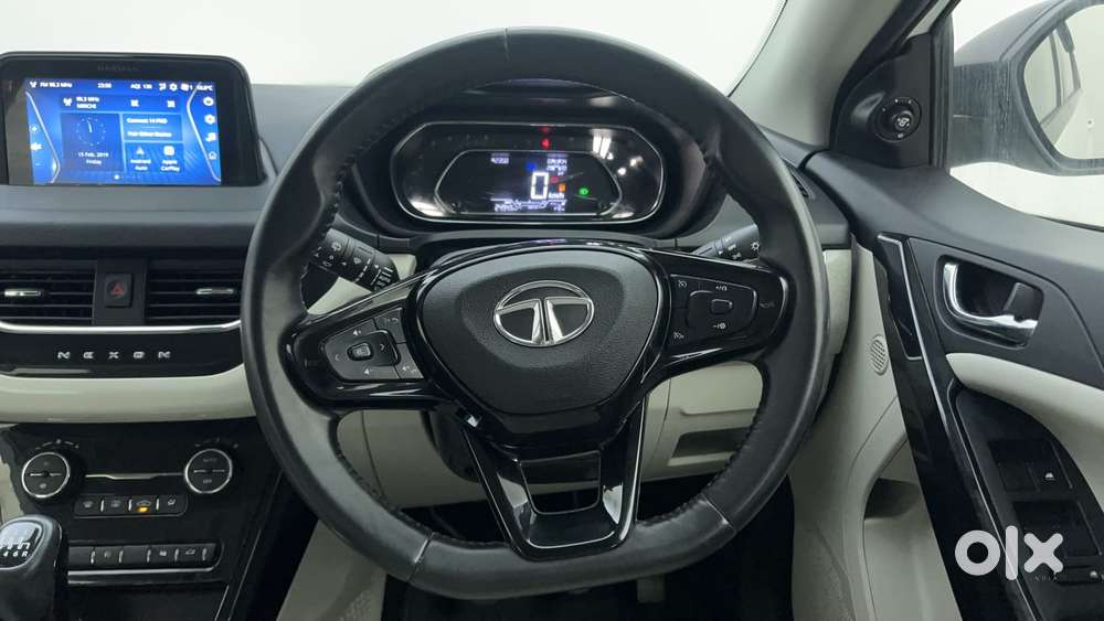 Tata Nexon Xz Plus Luxs, 2023, Petrol
