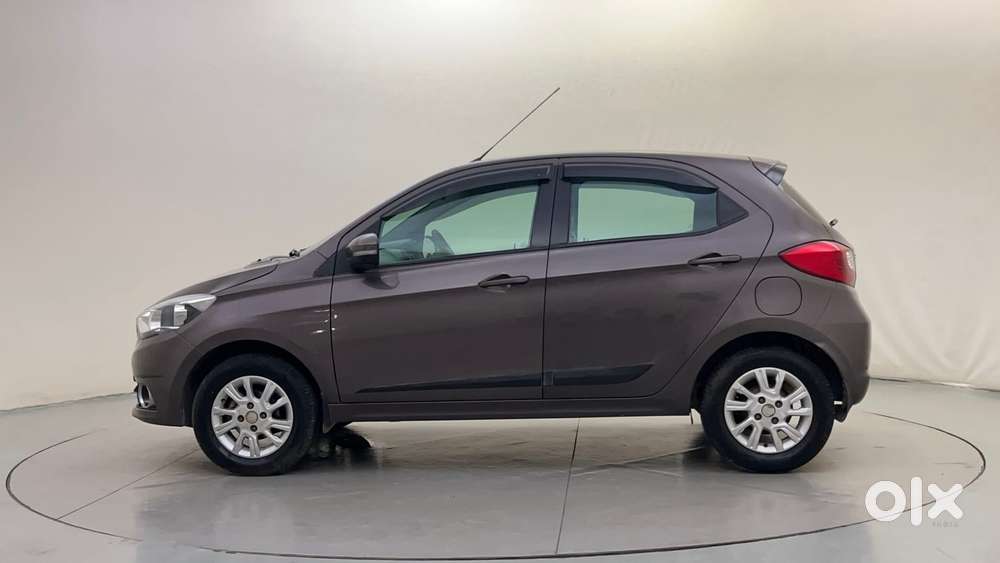 Tata Tiago Xza, 2018, Petrol