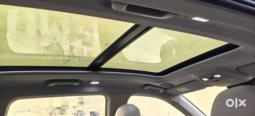 Mahindra Xuv700 2.0 Ax 7 Petrol At Luxury Pack Str, 2022