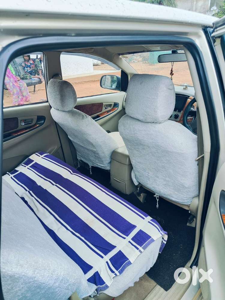 Toyota Innova Diesel 2012 Car