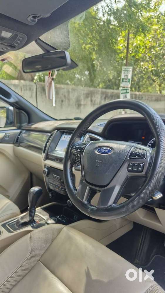 Ford Endeavour 3.2 Titanium 4x4 At, 2016, Diesel