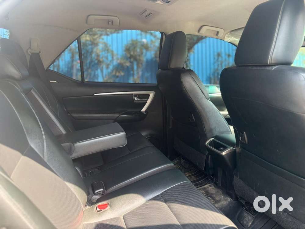 Toyota Fortuner 4x2 At 2.8 Diesel, 2022, Diesel