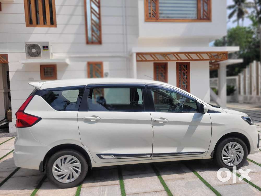 Maruti Suzuki Ertiga Petrol Well Maintained