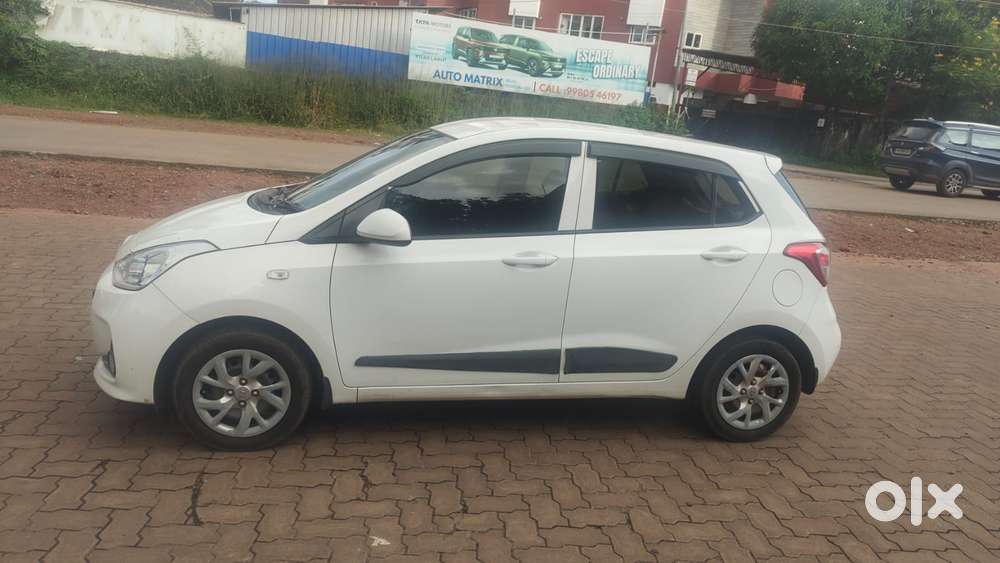 Hyundai Grand I10 Sportz 1.2 Kappa Vtvt, 2017, Petrol