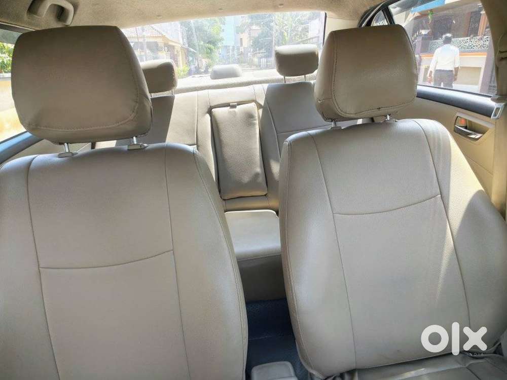 Maruti Suzuki Swift Dzire Vxi, 2013, Petrol