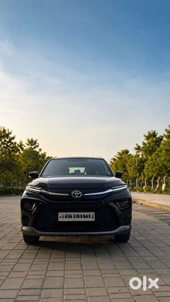 Toyota Urban Cruiser 2023 Hyryder Petrol