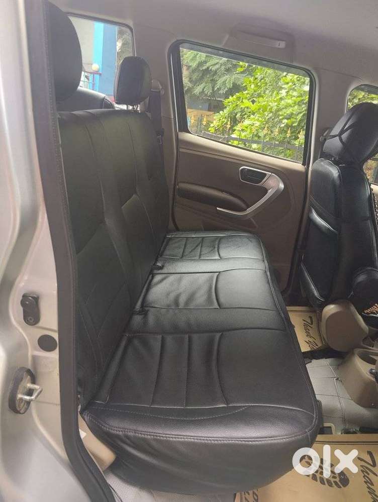 Mahindra Tuv 300 T8, 2017, Diesel