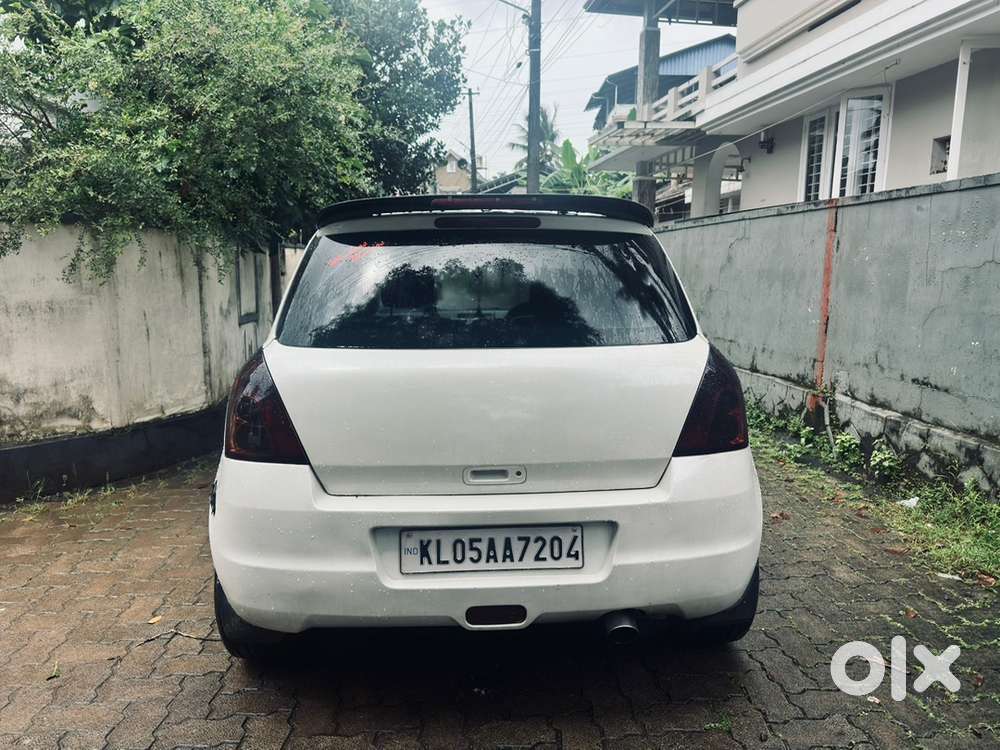 Maruti Suzuki Swift Ldi 2010