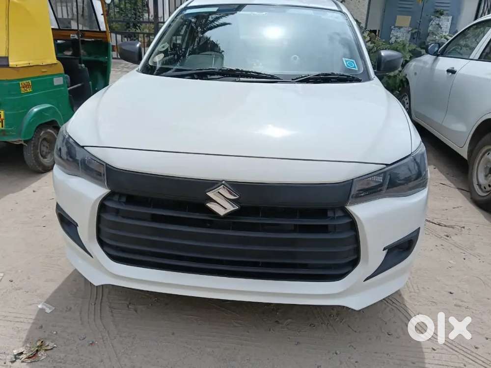 Maruti Suzuki Swift Dezire Tour S Cng 2025