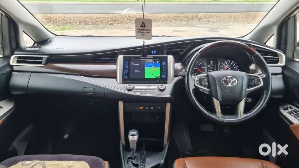 Toyota Innova Crysta 2.8z Automatic, 2017, Diesel