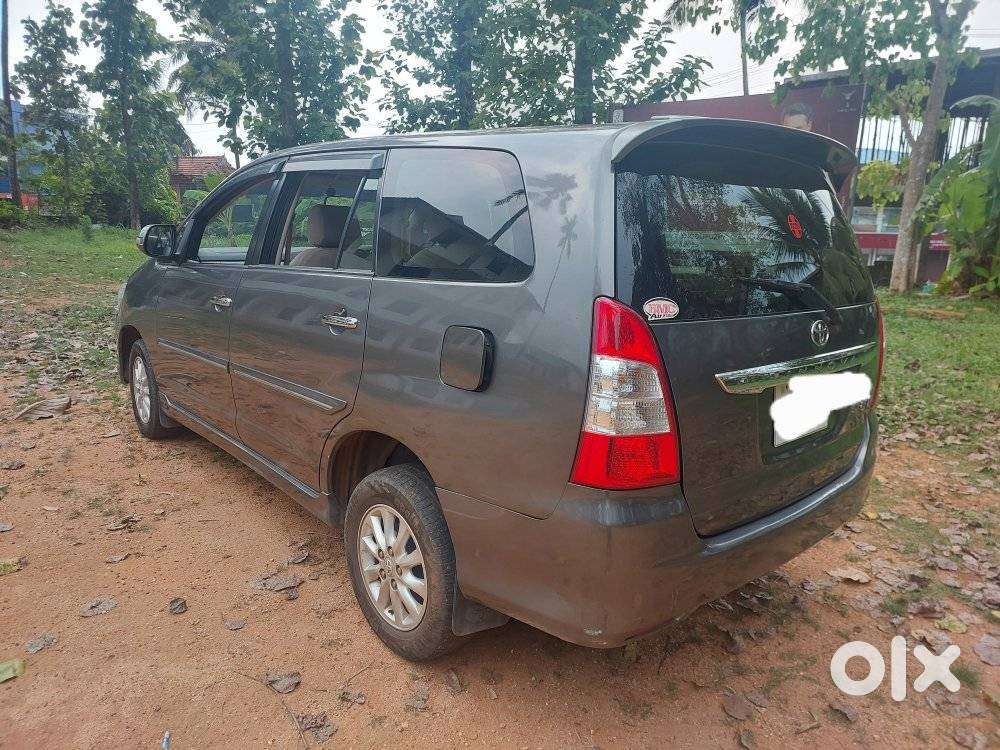 Toyota Innova 2.5 V 7 Str, 2013, Diesel