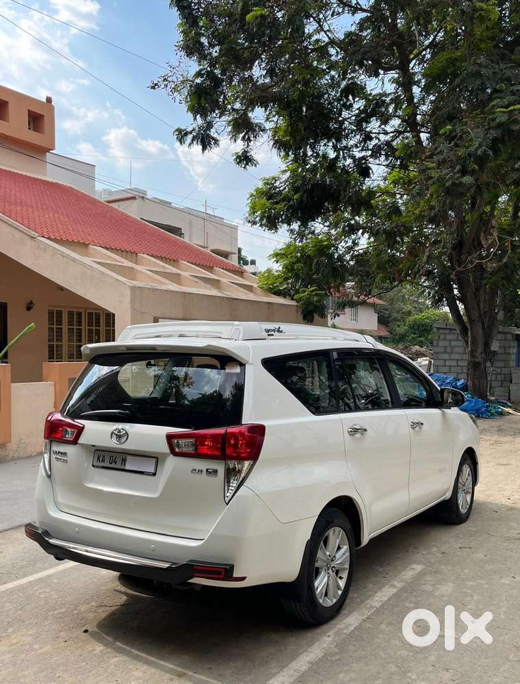 Toyota Innova Crysta 2.8z Automatic, 2018, Diesel