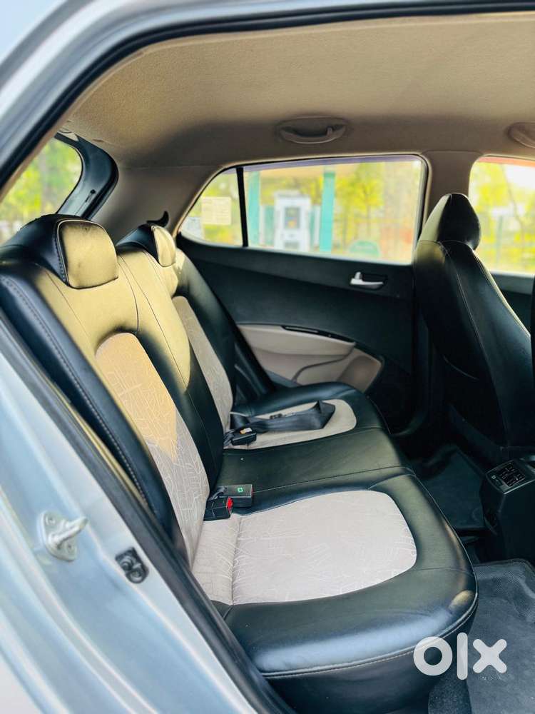 Hyundai Grand I10 Sportz Dual Tone 1.2 Vtvt, 2019, Petrol