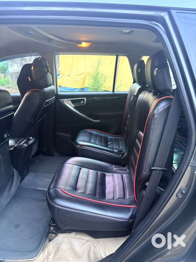 Toyota Innova Crysta 2016