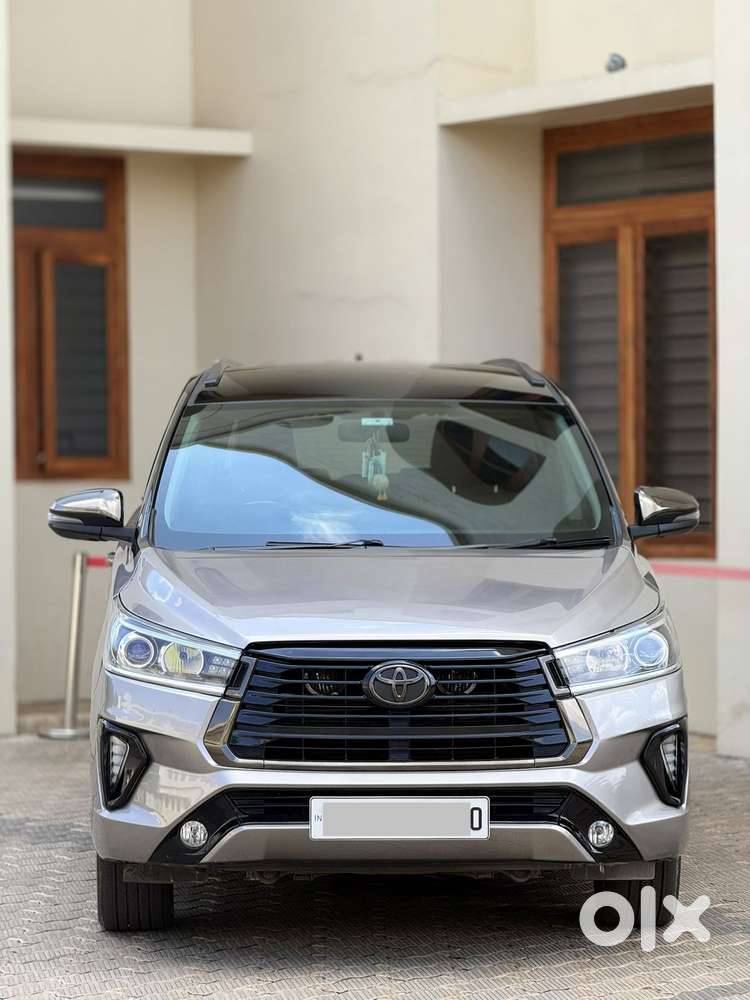 Toyota Innova Crysta 2.8 Zx At, 2017, Diesel