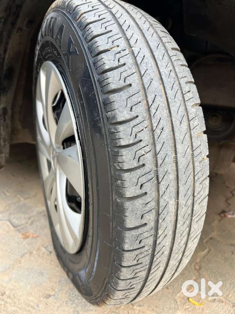 Maruti Suzuki Dzire 1.2 Lxi, 2018, Petrol