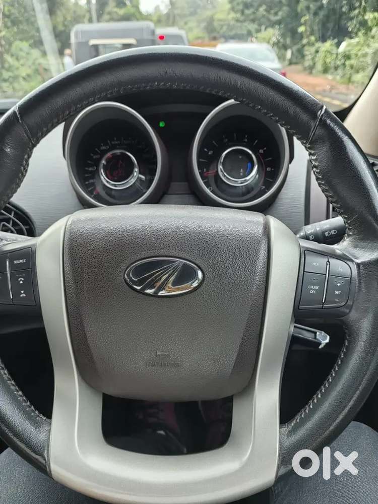 Mahindra Xuv500 2014 Diesel 142000 Km Driven