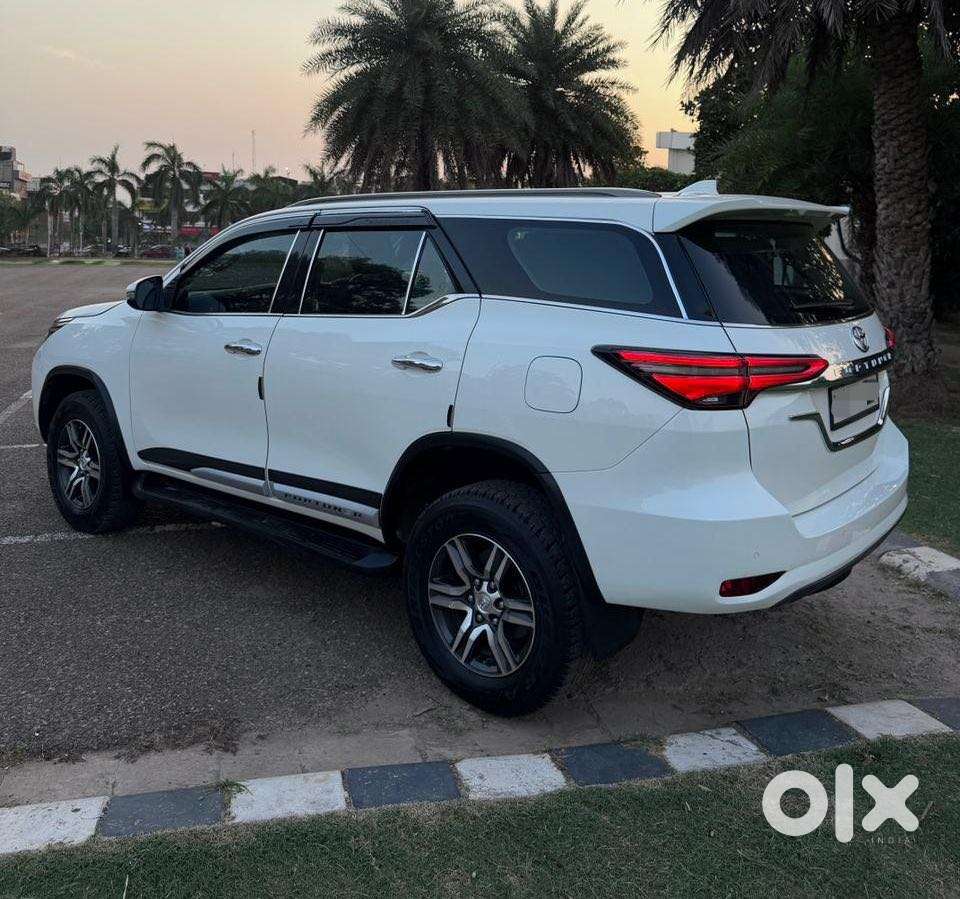 Toyota Fortuner 3.0 4x2 Automatic, 2022, Diesel