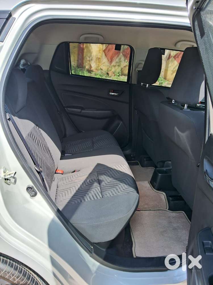 Maruti Suzuki Swift Vxi + Manual, 2023, Petrol