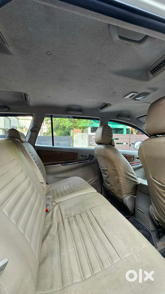 Toyota Innova [2013-2016] 2.5 G2 7 Str, 2015, Diesel