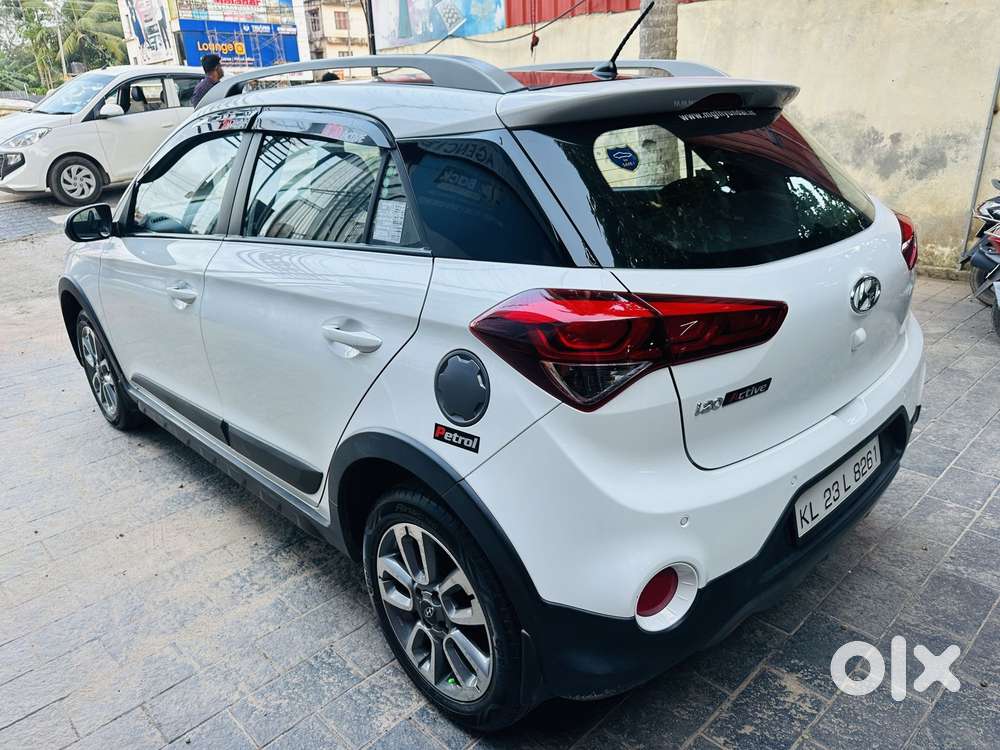 Hyundai I20 Active Sx Petrol, 2016, Petrol