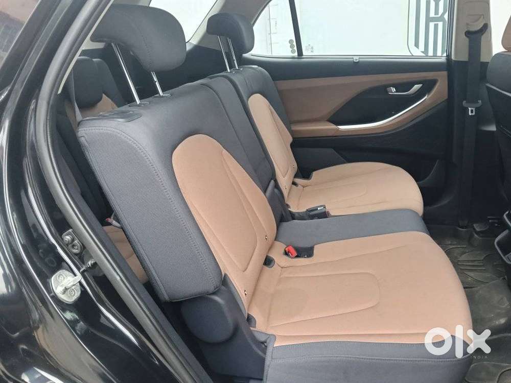 Hyundai Alcazar Prestige 7-seater, 2024, Petrol