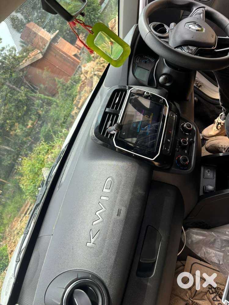 2023 Renault Kwid Petrol Automatic Dual Tone
