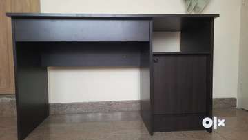 Olx second clearance hand study table