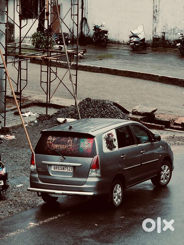 Toyota Innova Hybrid 2007 Year
