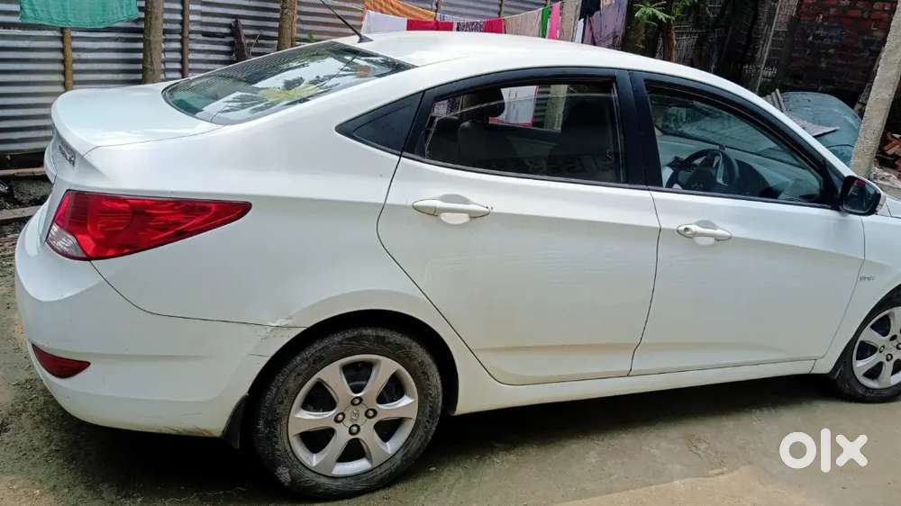 Hyundai Verna 2012 Petrol Well Maintained
